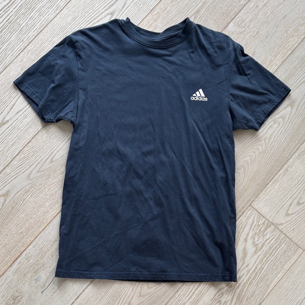 Men’s size small Adidas tee.